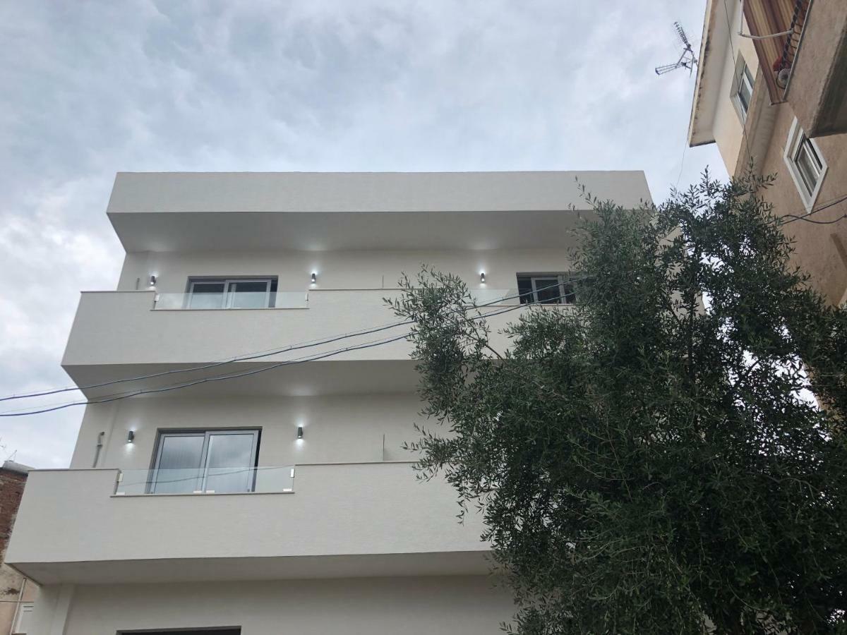 Hill'S Residence Sarandë Exterior foto